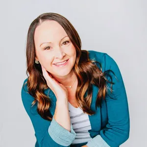 Holly Taylor, BSN, RN, HNB-BC, founder of Holistic Nurse Academy